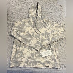 Lululemon hoodie (men’s)